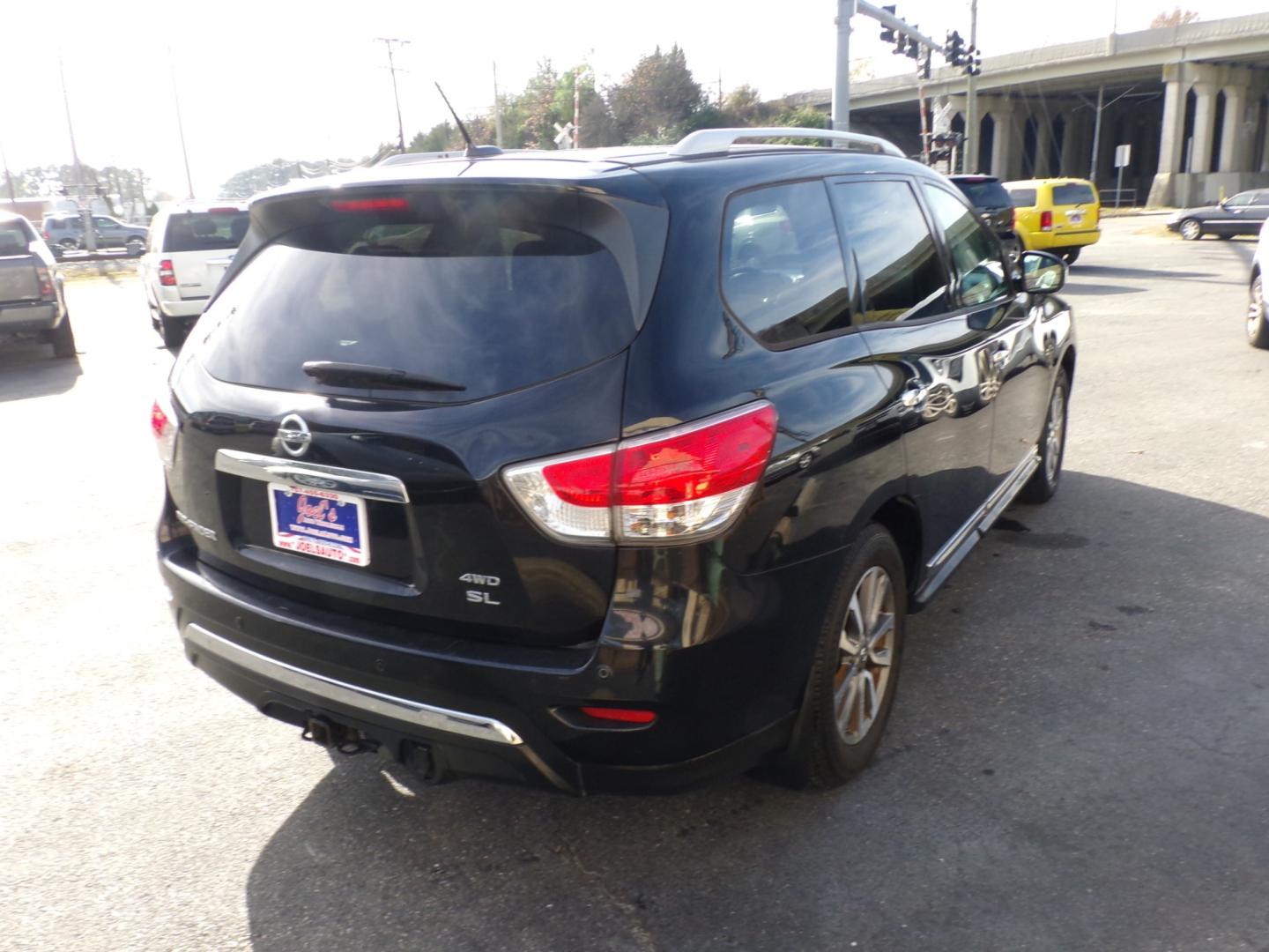 2013 Black Nissan Pathfinder (5N1AR2MM9DC) , located at 5700 Curlew Drive, Norfolk, VA, 23502, (757) 455-6330, 36.841885, -76.209412 - Photo#15